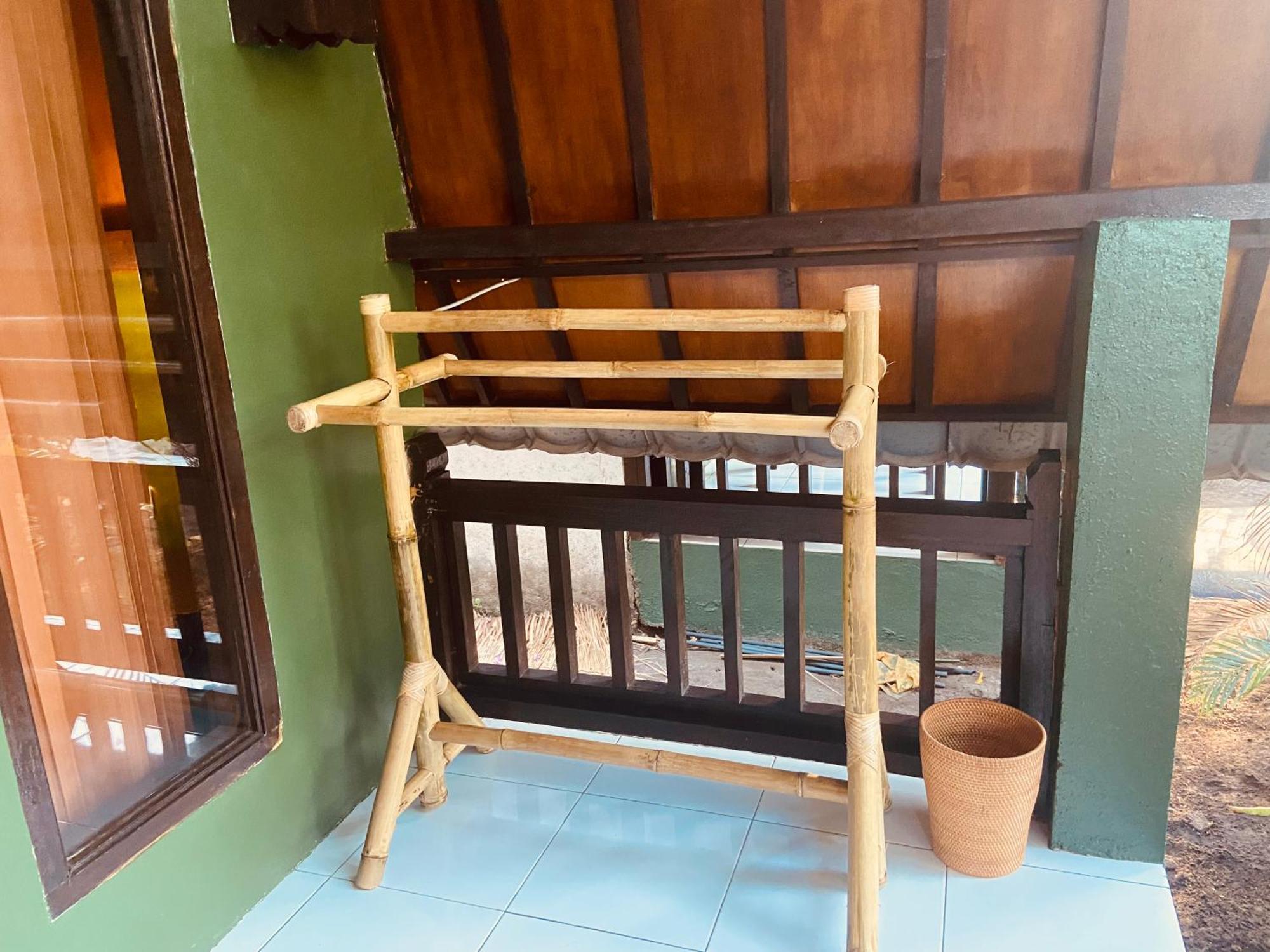 Mowglis Gili Air Hotel Exterior photo